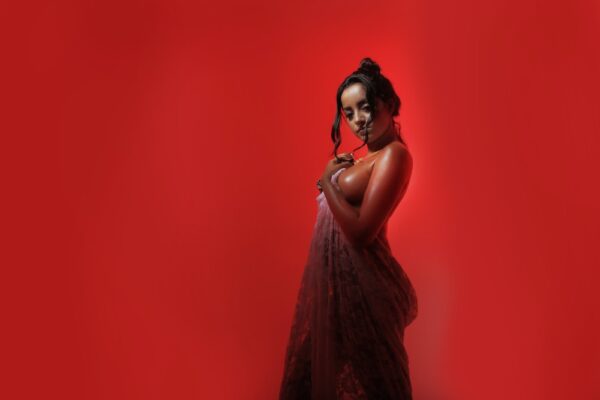 如何打造時尚穿搭風格:關鍵提示與建議 4 photo 1580486507512 deda82970c10