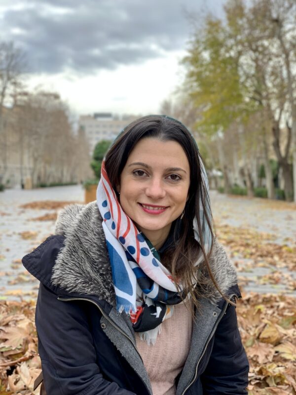 五種必備的基本款時尚單品,打造時尚穿搭的利器 4 photo 1545133875 55b651cbf4aa