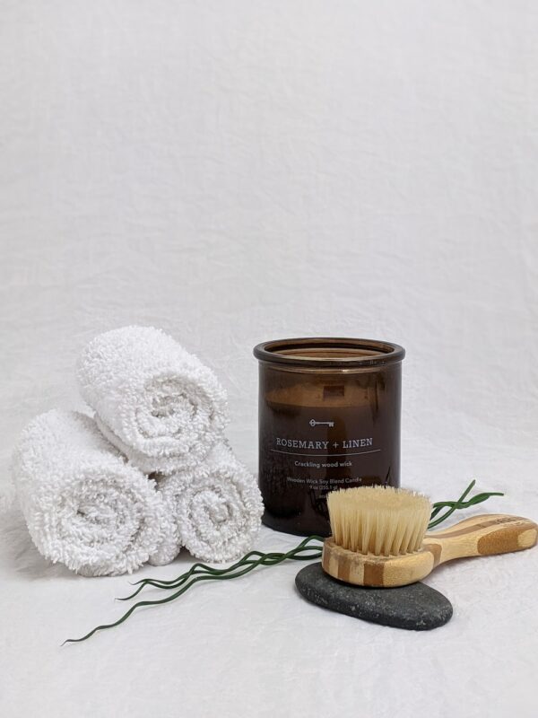 photo 1621468644467 37e6df96e446