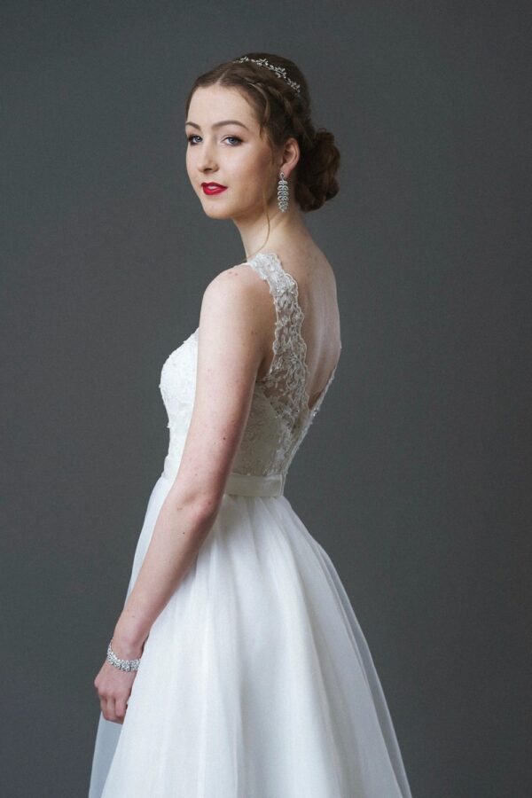 photo 1584957857166 7669e8459e02