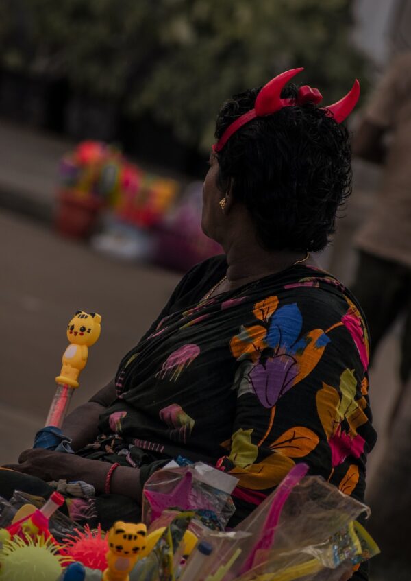 photo 1640537073107 bf89e7b90a8e