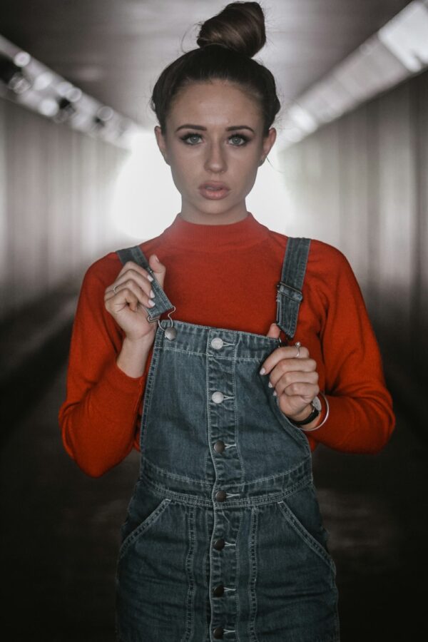 photo 1511414090701 b0ec7b2f21aa