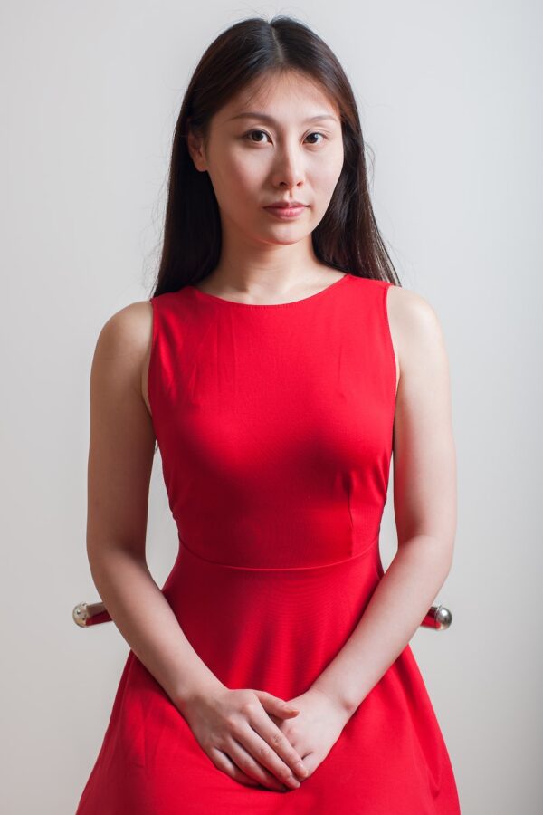 時尚新品發布:探索獨特的設計和令人驚豔的創意 9 photo 1544877553 b077af2407a9