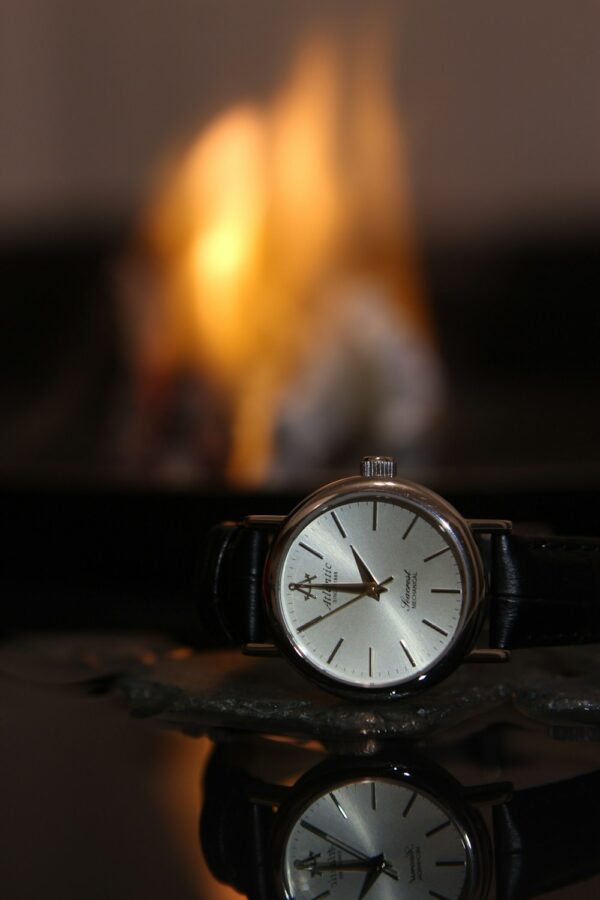 photo 1615860756652 d1efbcb5d784