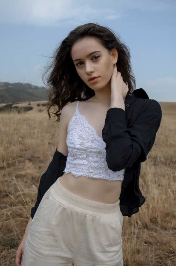 photo 1635359037330 4ead33d99bc9