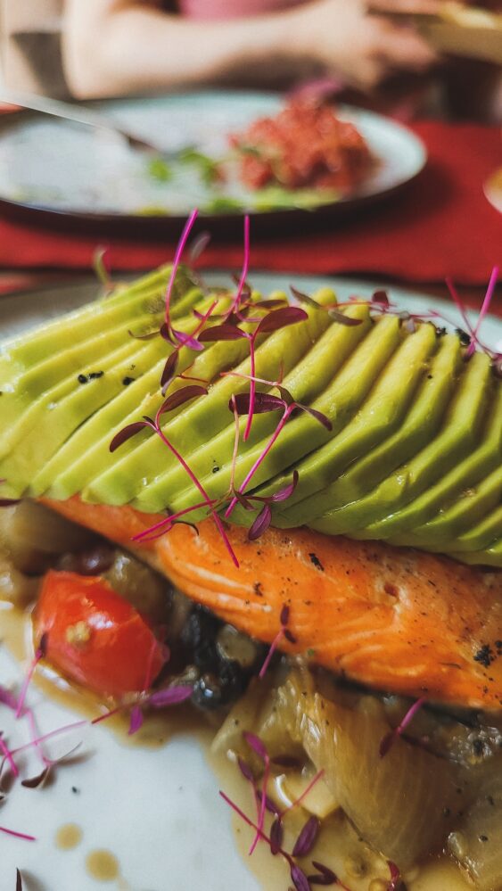 photo 1659192963263 c4e3b53586db