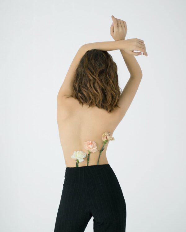 photo 1526413425697 1d271fdbe7a9