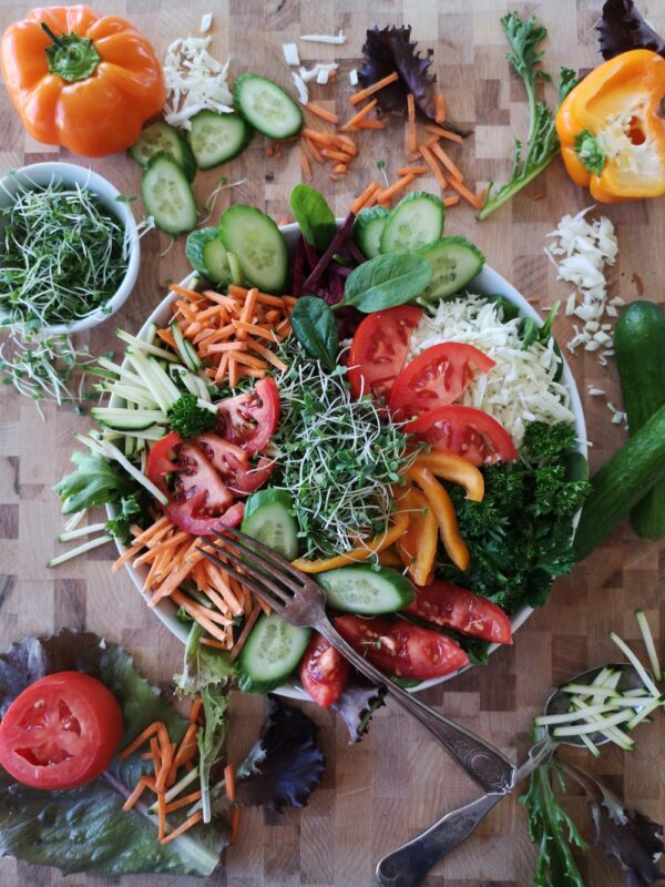 photo 1602093811733 7aca4b7d32ca