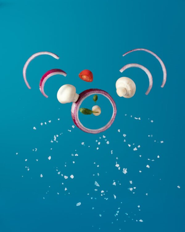 photo 1622702637362 92e3122dcb90