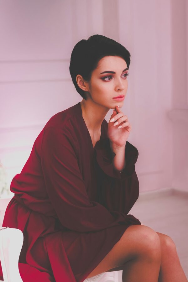 photo 1525527735744 fe20e1261c32