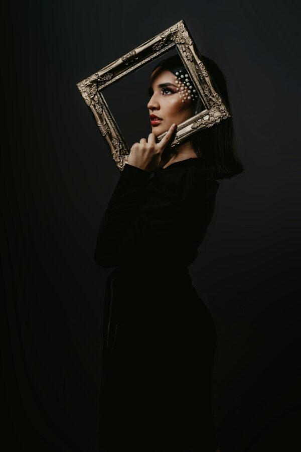 如何成為一位成功的時尚穿搭師 2 photo 1598395445258 7f5f23d68ddb