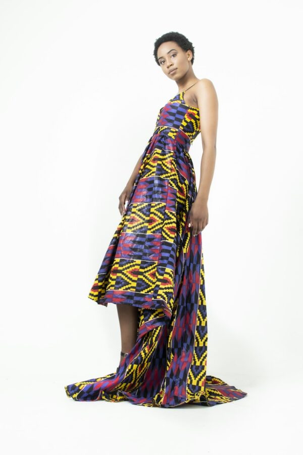 photo 1601653233006 5c9fd30eab12