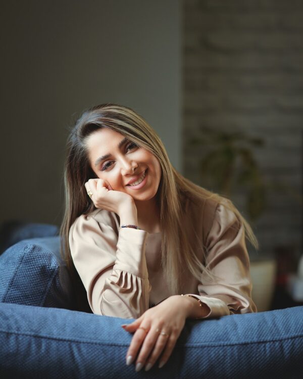 打造個人風格的時尚精品穿搭技巧 1 photo 1622347196821 2e71f9a7ebfc